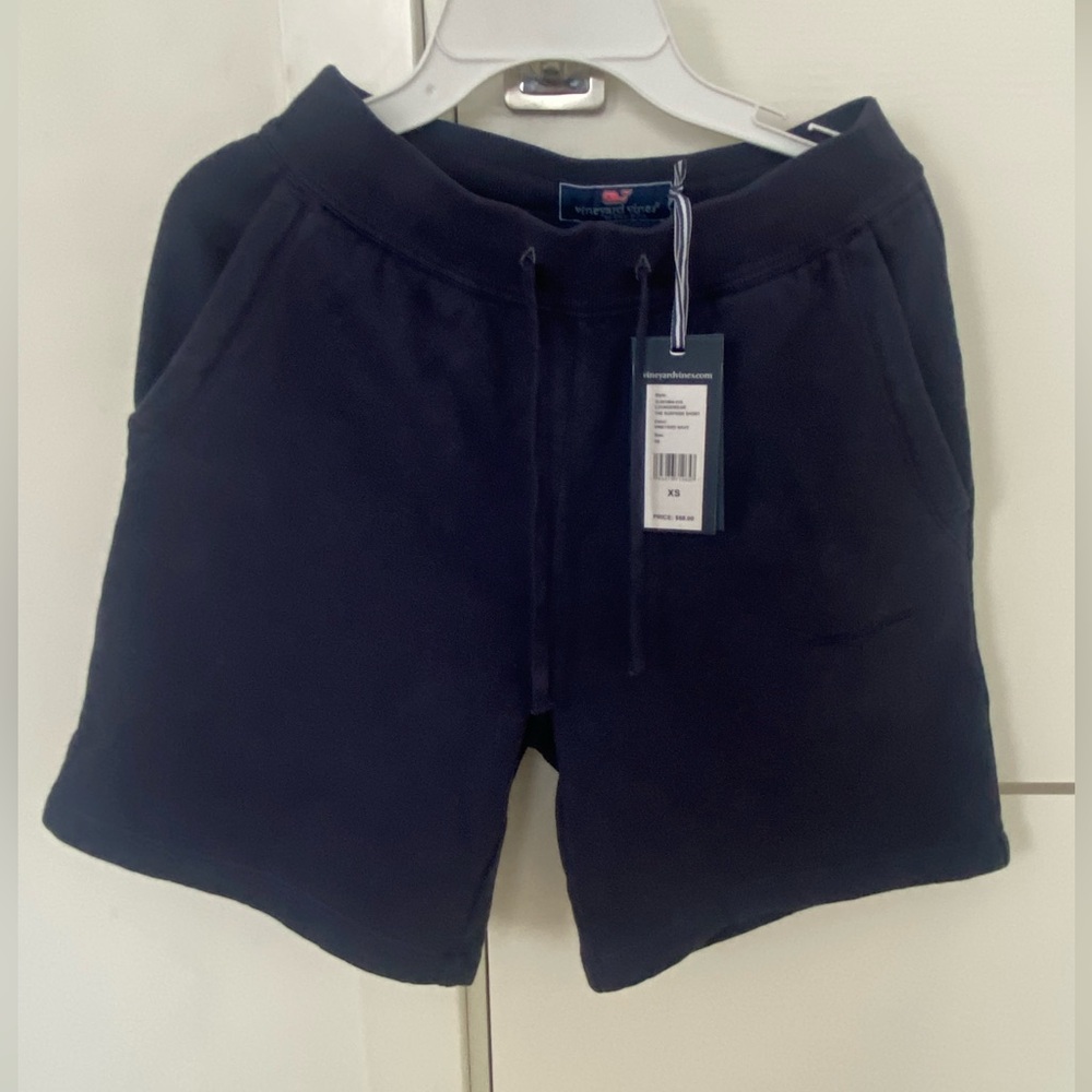 Vineyard vines by Shep & Ian, navy the Surfside shorts, XS, NWT
